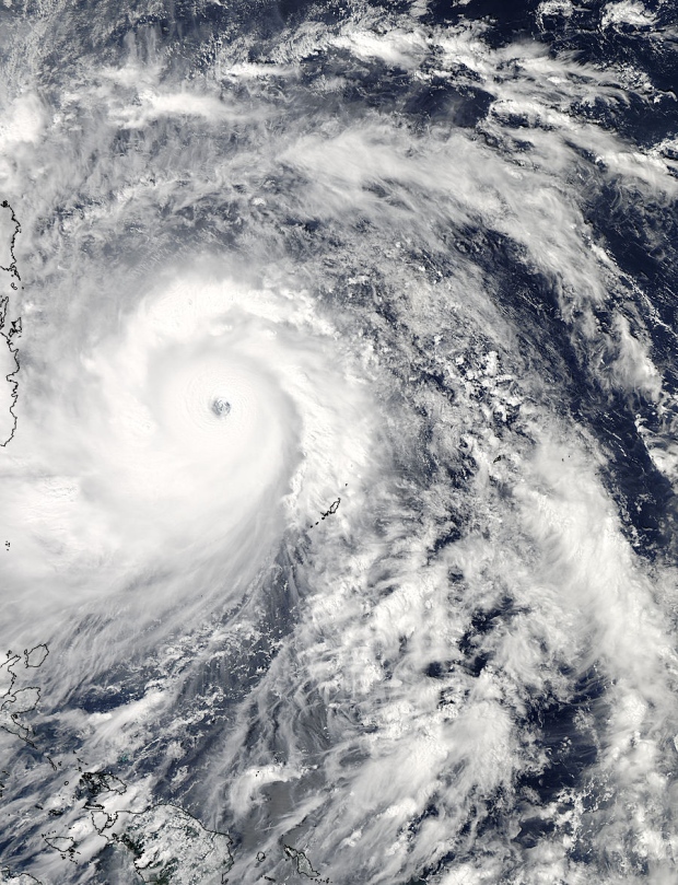 haiyan%20satellite%20image.jpg